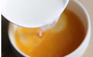 蟹柳滑蛋！鲜嫩到爆！的做法