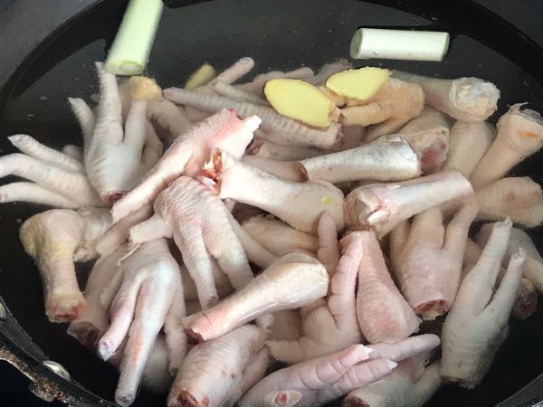 追剧必备韩式辣鸡爪