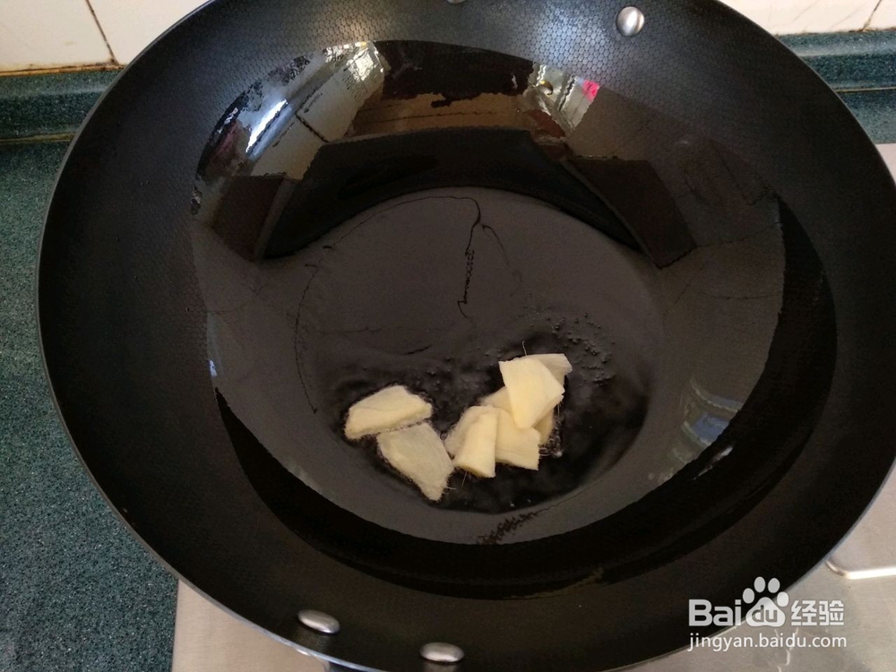 红焖海白虾的做法