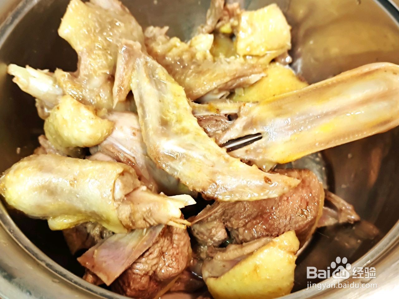 姜片焖鸭肉的做法