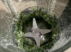 怎样制作火爆韩国的薄荷巧克力冰淇淋步骤