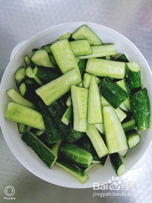 喝粥小菜———酱黄瓜的做法