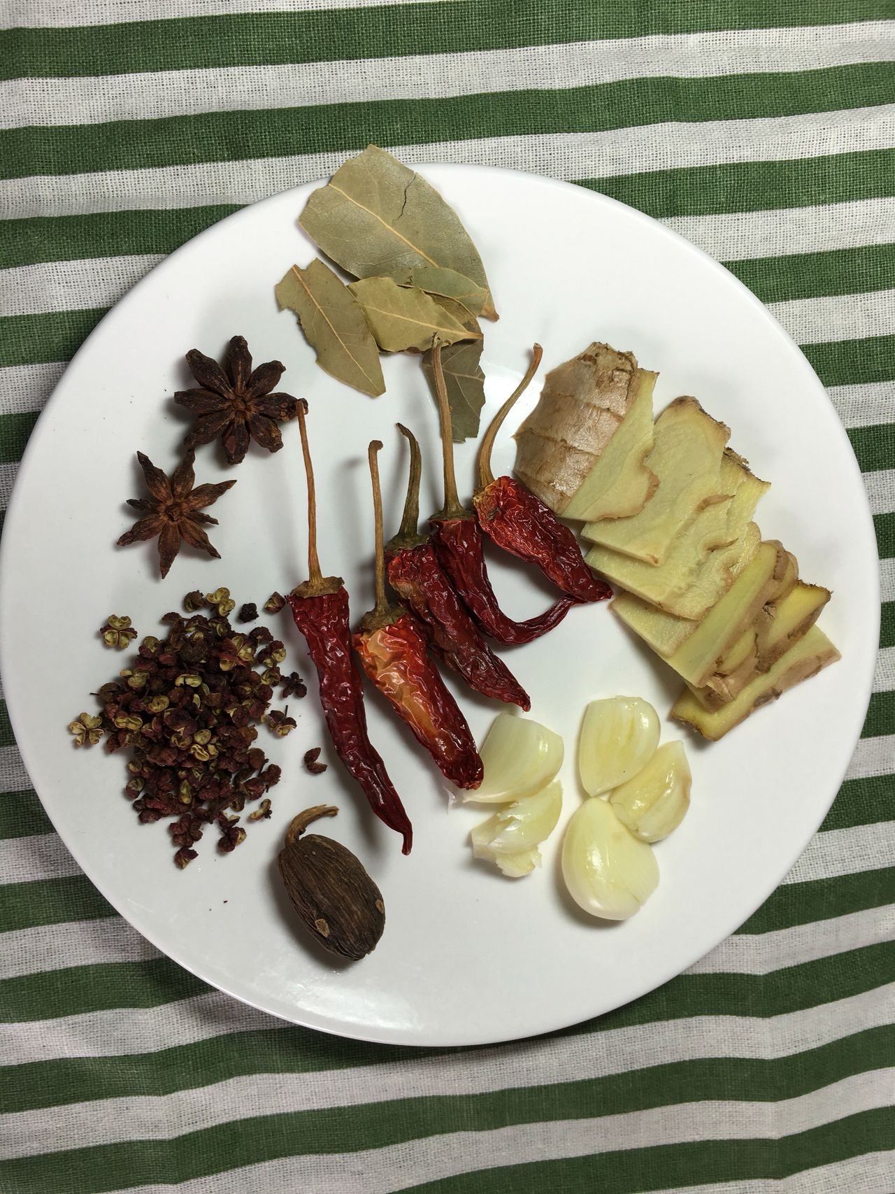 教你做好吃的麻辣牛肉丝,吃货学起来