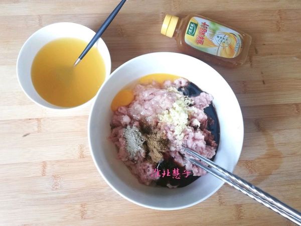 快手鸡汁灌汤包