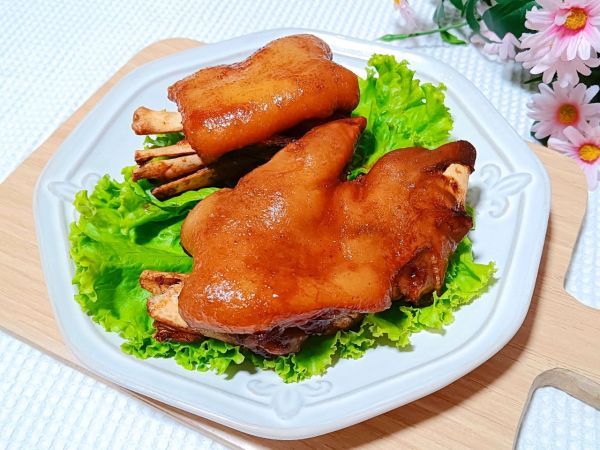 奥尔良风味烤猪蹄