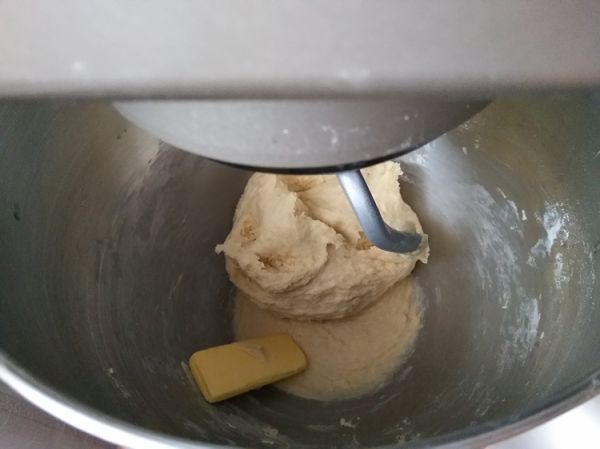 波兰种豆沙小餐包＆波兰种香肠卷