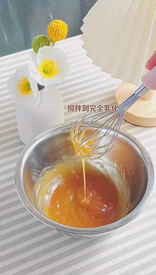 柠香冬翅广式月饼