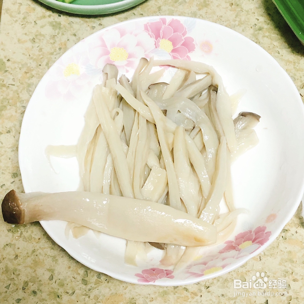 应该这样做凉拌杏鲍菇