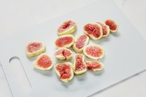 无花果杏仁蛋糕的做法