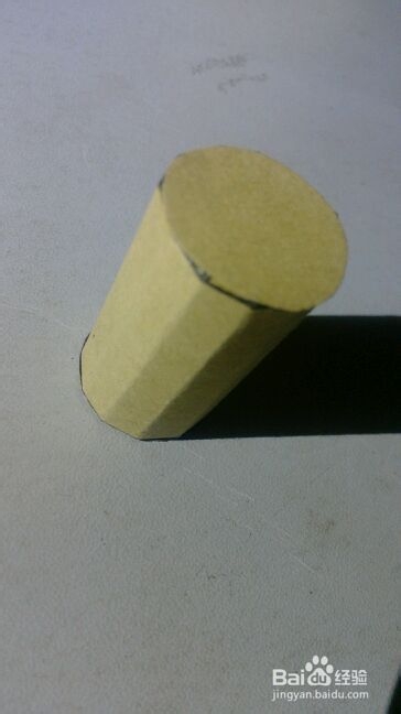 如何制作纸盒人送给心爱的人