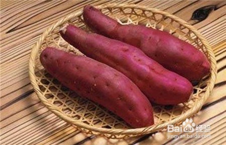 喝酒时这些菜不能吃