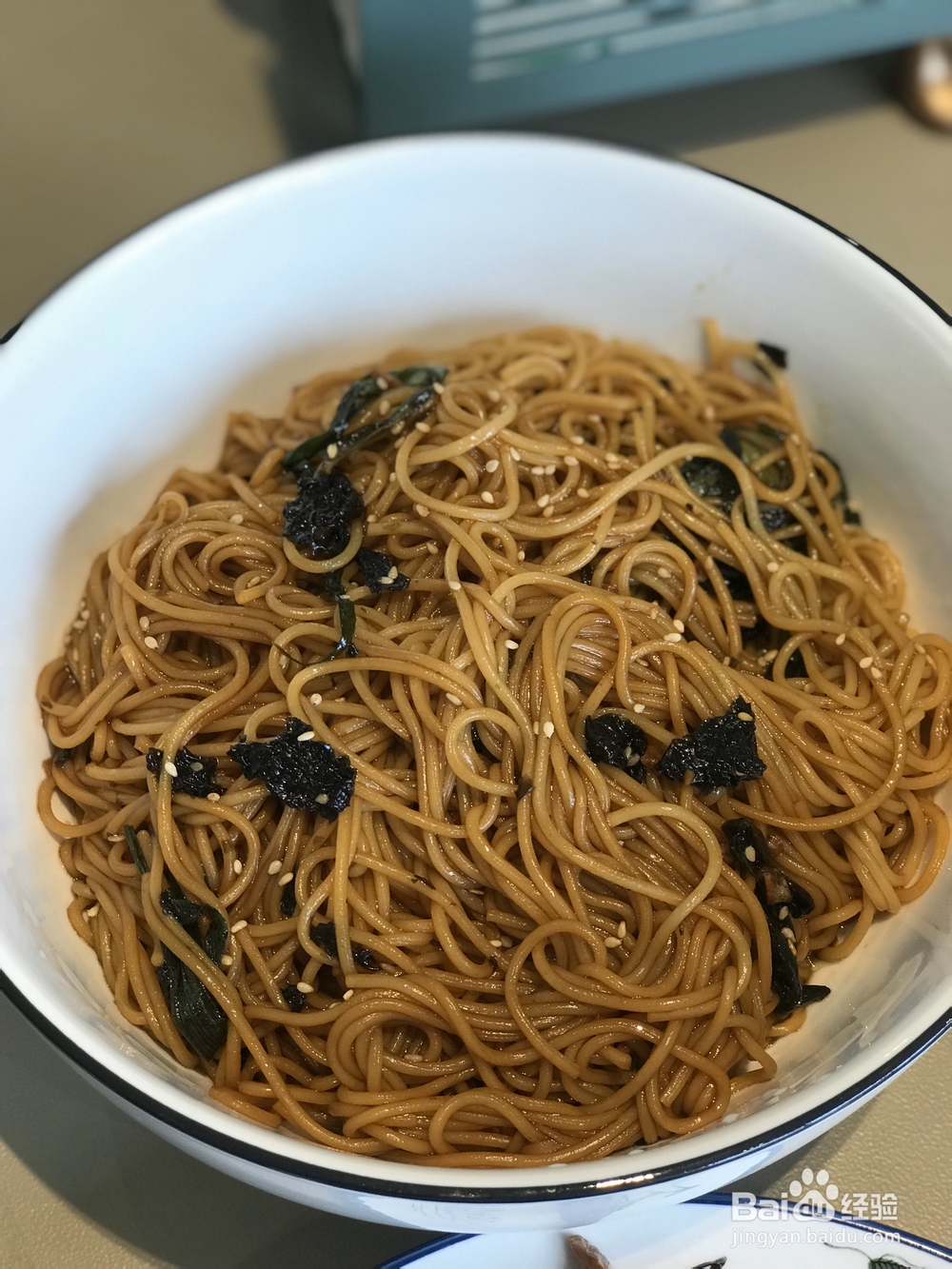 香浓的葱油拌面
