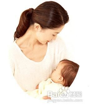 新生儿吐奶，妈妈应应知的几种拍嗝方法