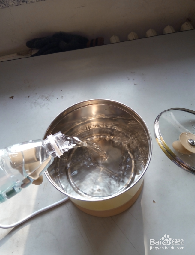 在宿舍如何自己动手煮一碗美味的螺蛳粉