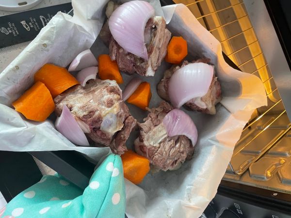 法式胡萝卜牛尾汤