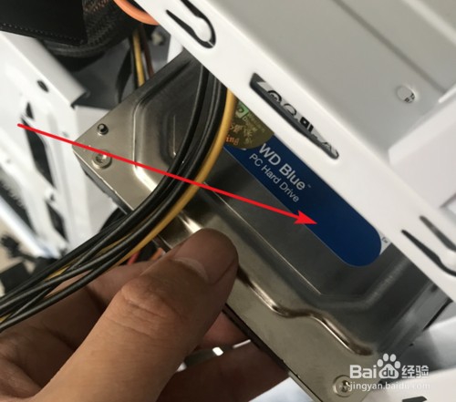 怎么加装机械硬盘