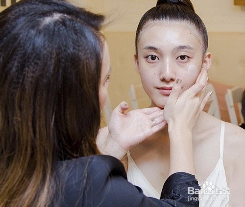 彩妆大师教你实用化妆技巧