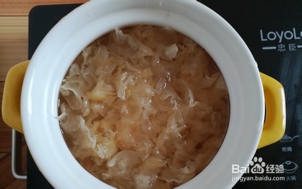 银耳红枣羹的做法步骤