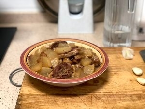 腊鸭腿炖萝卜省着吃的做法