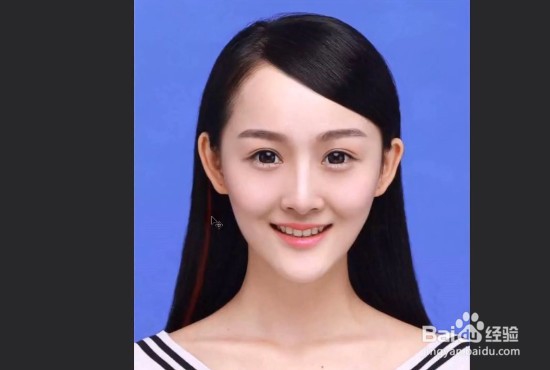 PS如何给照片换底色？