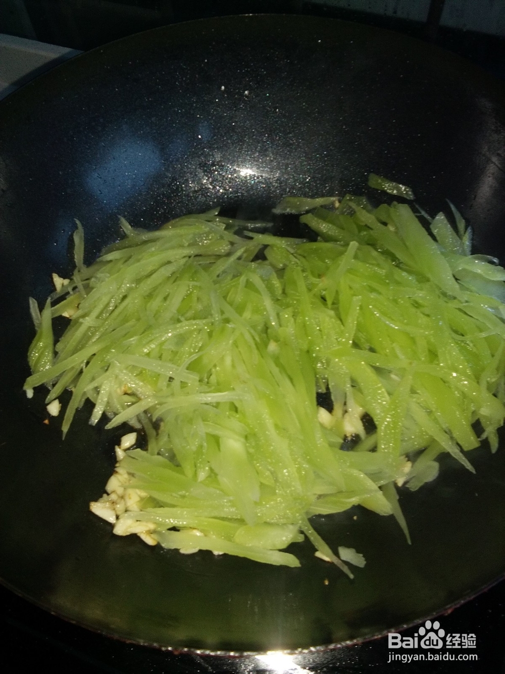 素菜——蒜油莴笋丝