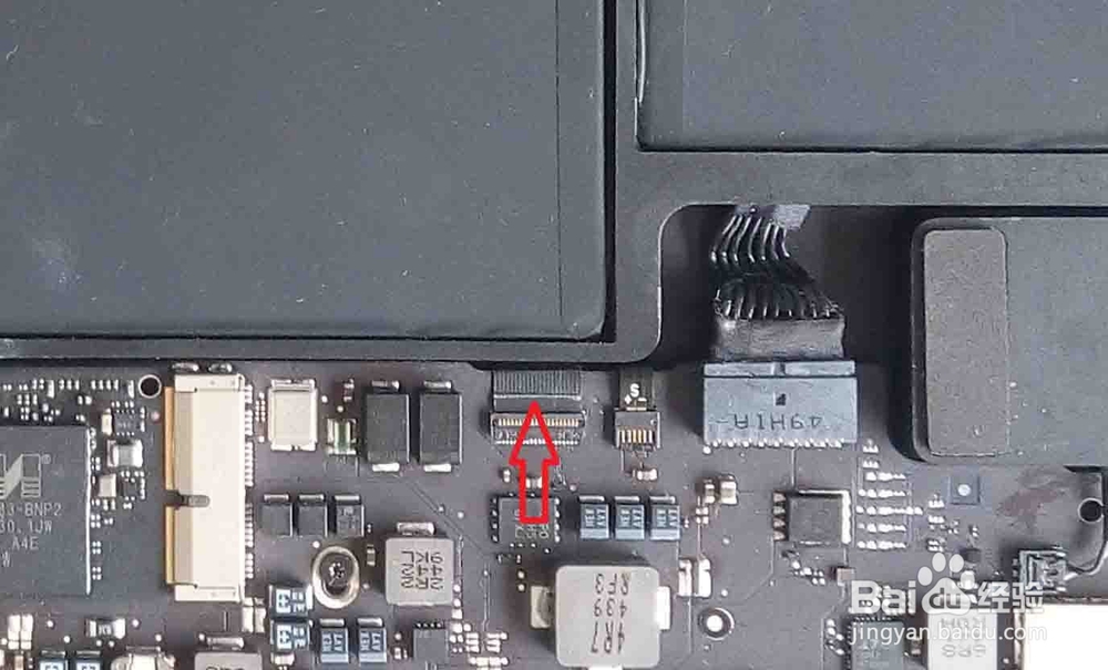 苹果A1466笔记本不开机维修