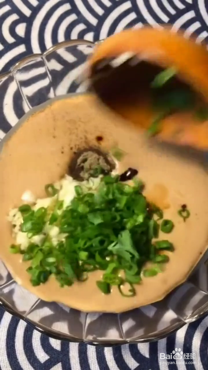 如何制作好吃的麻酱毛肚？