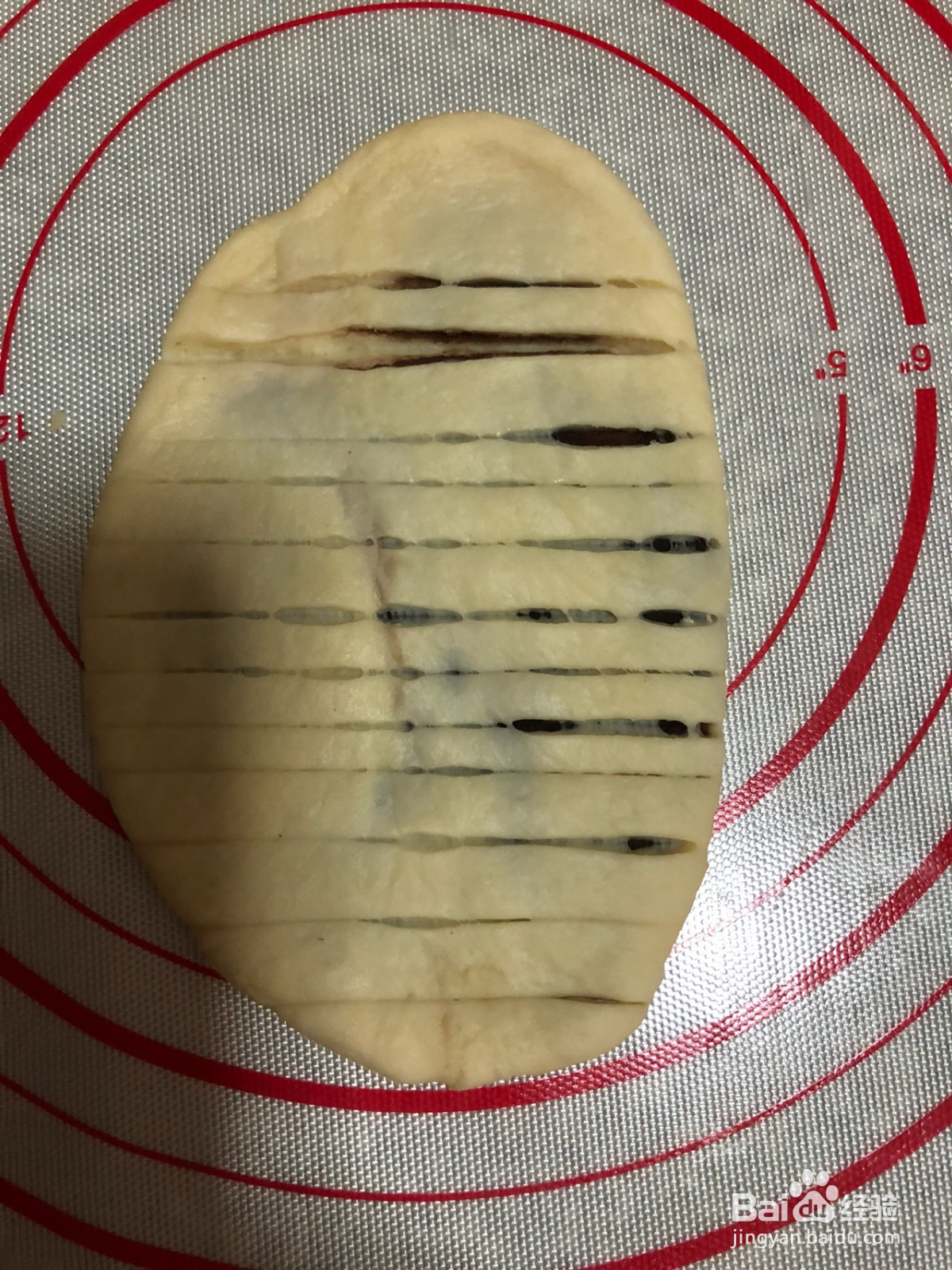 豆沙毛毛虫面包的做法