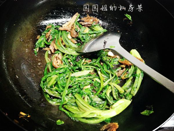 豆豉鲮鱼油麦菜