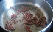 芹菜炒猪肉的做法