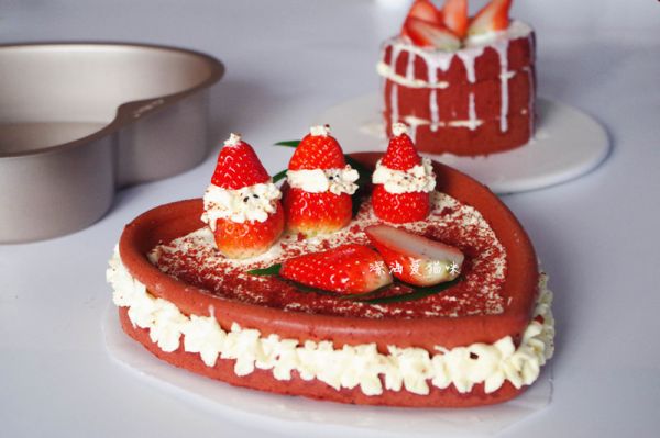 心形红丝绒蛋糕