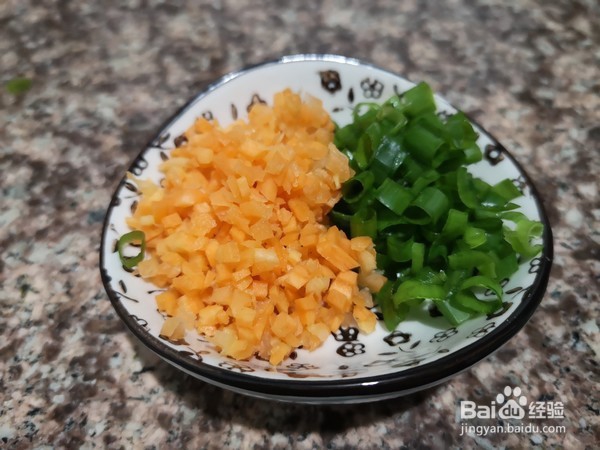 鸡蛋炒馒头的做法