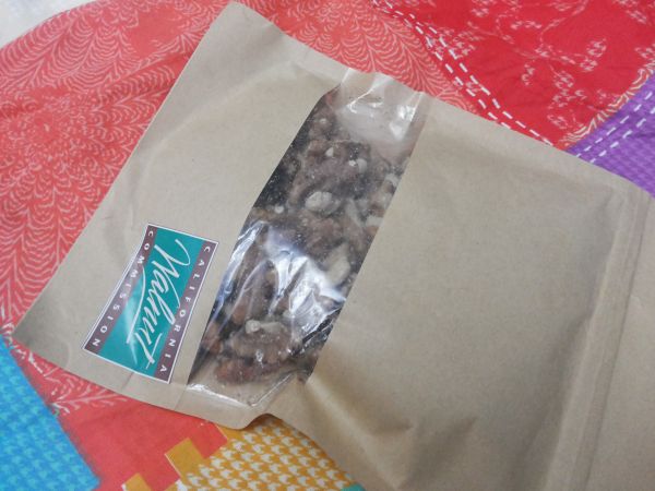 鸡肉核桃仁水饺