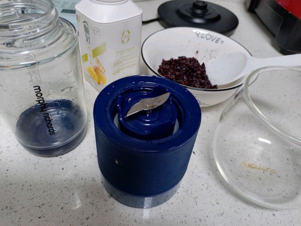 低卡紫米酸奶杯