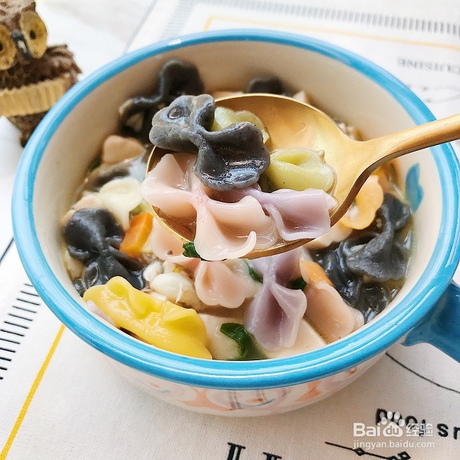 鱼汤豆腐蝴蝶面怎么做