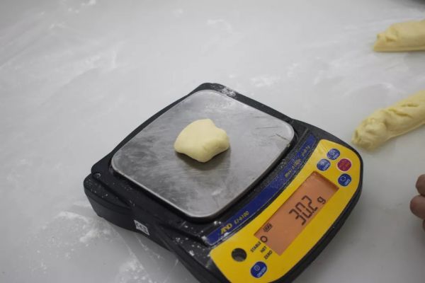 国民级彩色菠萝包配方收藏来学