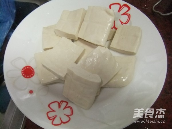 五花肉焖豆腐