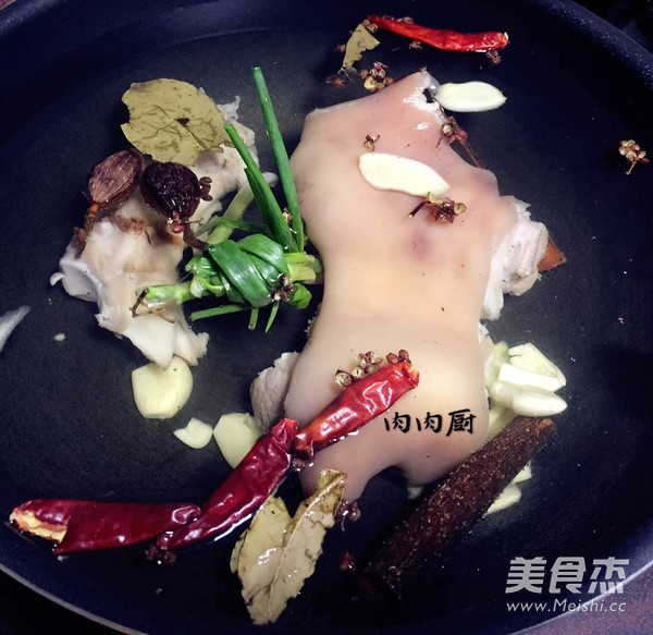 秘制下酒菜之酱猪肘子肉肉厨