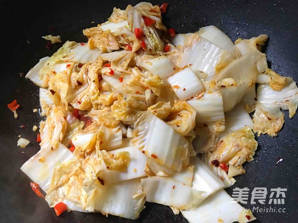 酸辣娃娃菜的做法