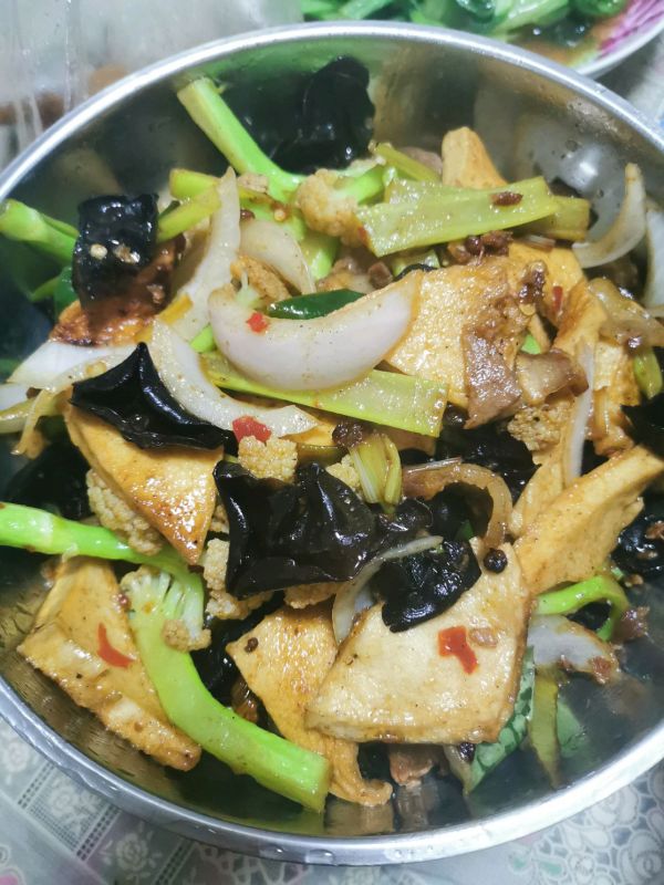 干锅千叶豆腐花菜