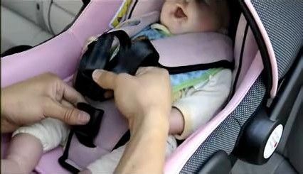 提篮式安全座椅怎么安装