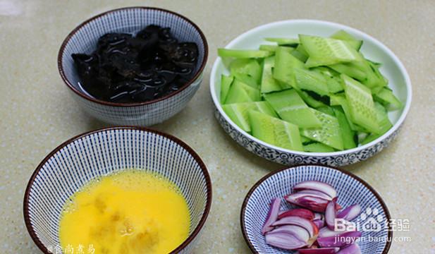 如何做有胃口的黄瓜鸡蛋炒木耳