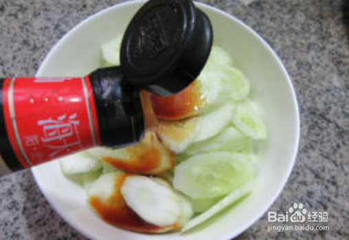 XO酱拌青瓜制作方法
