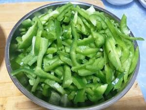 健康养生佳品青椒肉丝的做法
