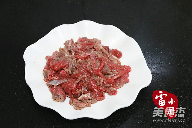 雪菜炒牛肉的做法