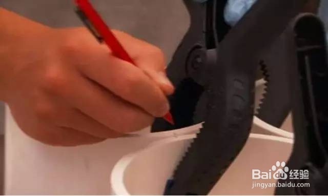 【技能get】 一根管子做出了全家人都够用的鞋柜