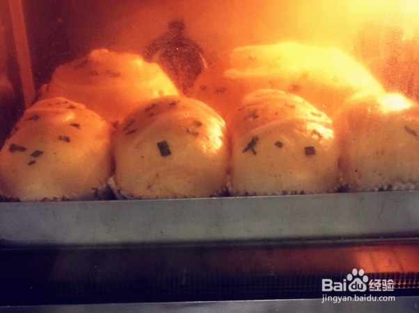 不能拒绝的肉松沙拉面包