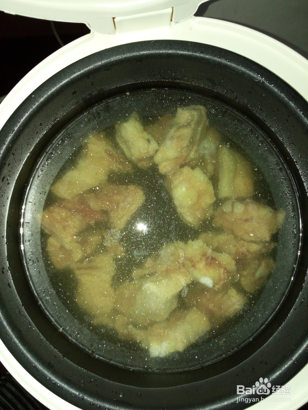 美味排骨炖玉米