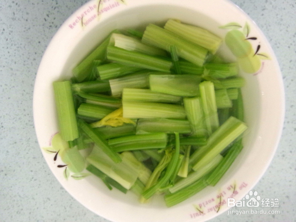 如何做肉片炒芹菜