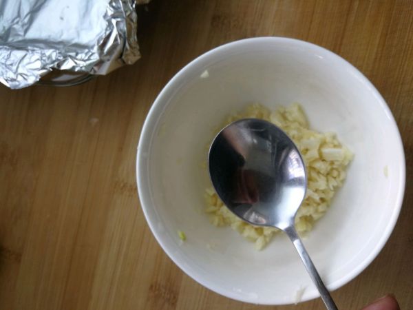 锡纸蒜蓉金针菇